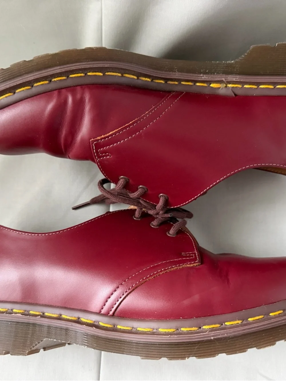 Doc Marten Men's Burgundy made in England 1461 (shoe A 0198)